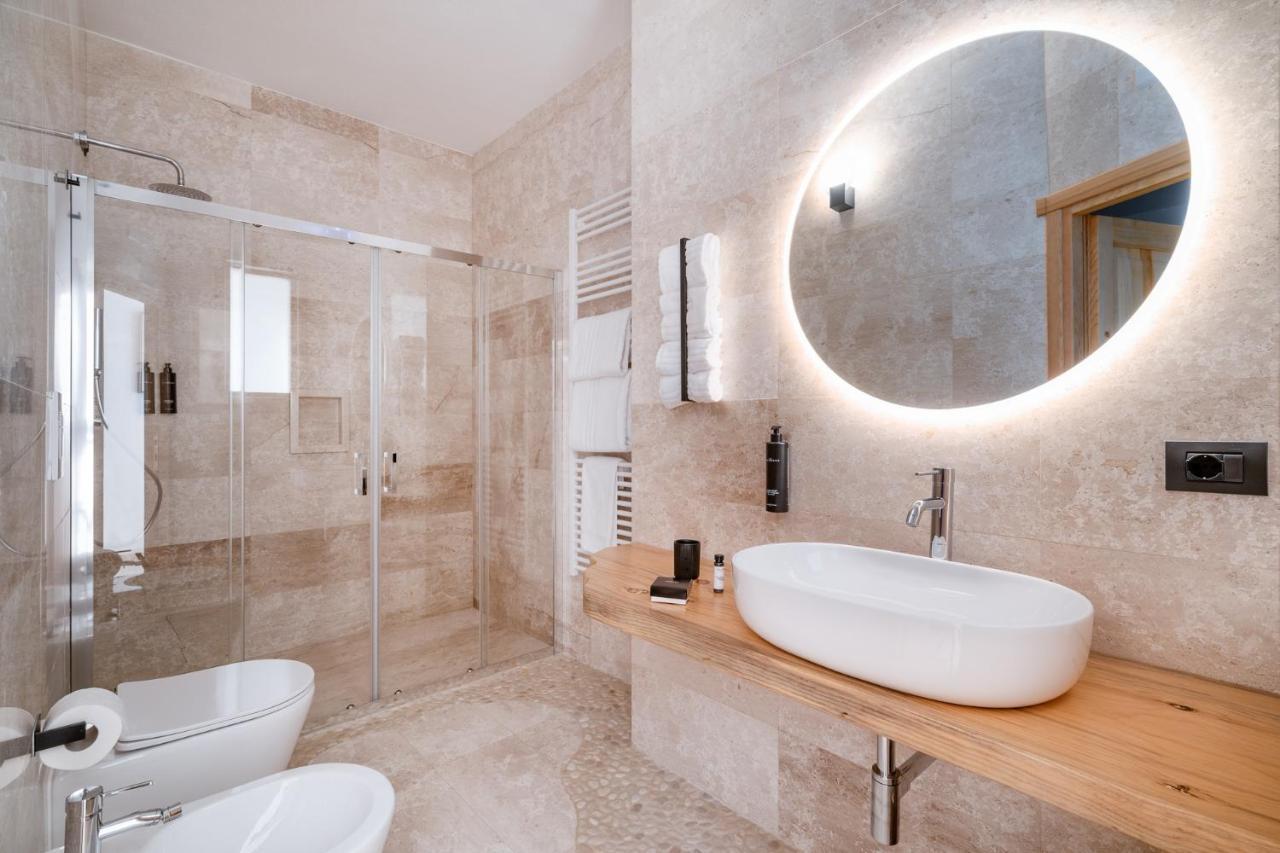 ホテル Paghe Eco Luxury Experience Buddusò エクステリア 写真